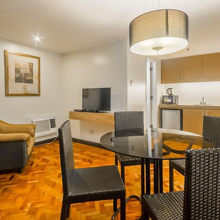 Salcedo Suites Makati City Buitenkant foto