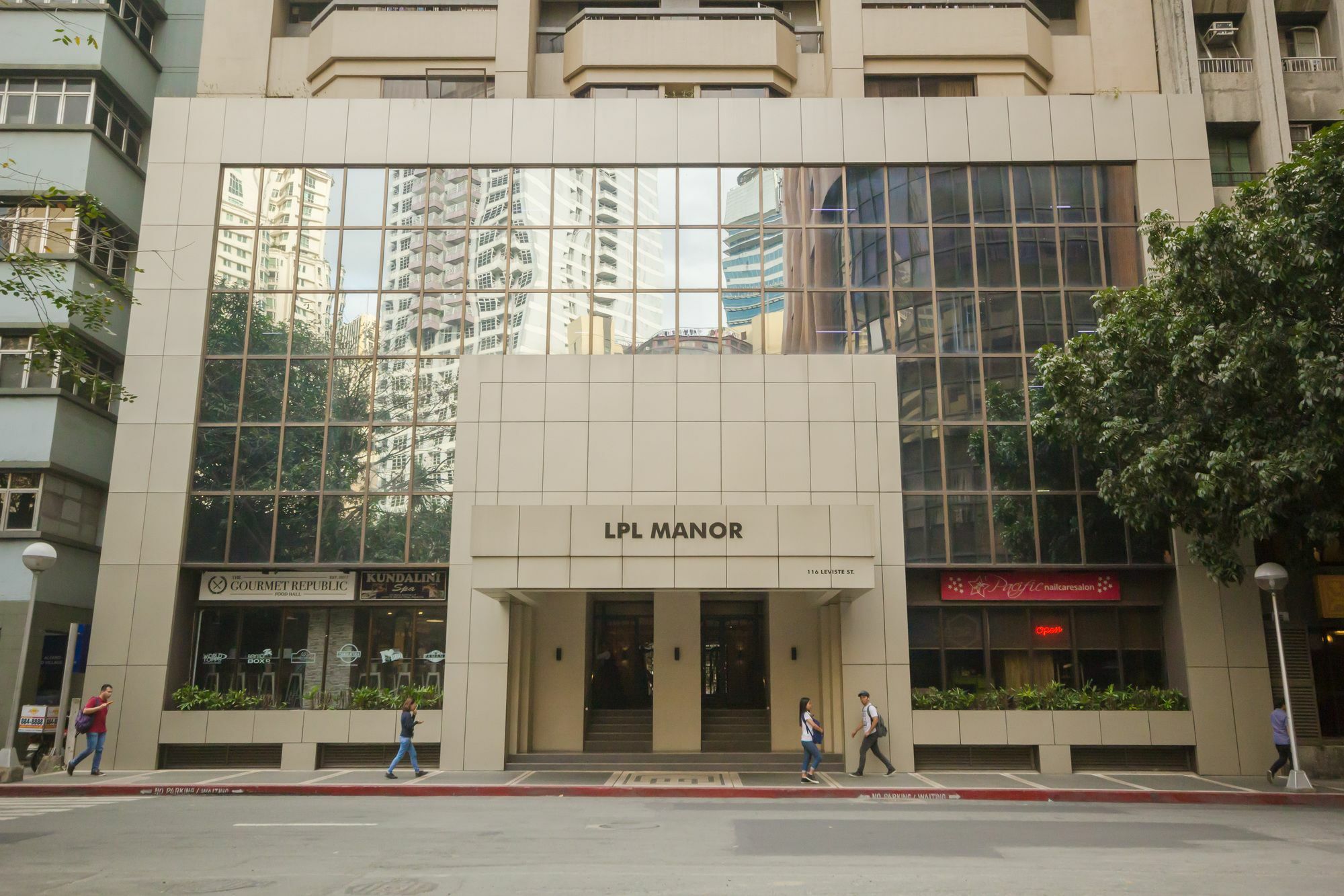 Salcedo Suites Makati City Buitenkant foto